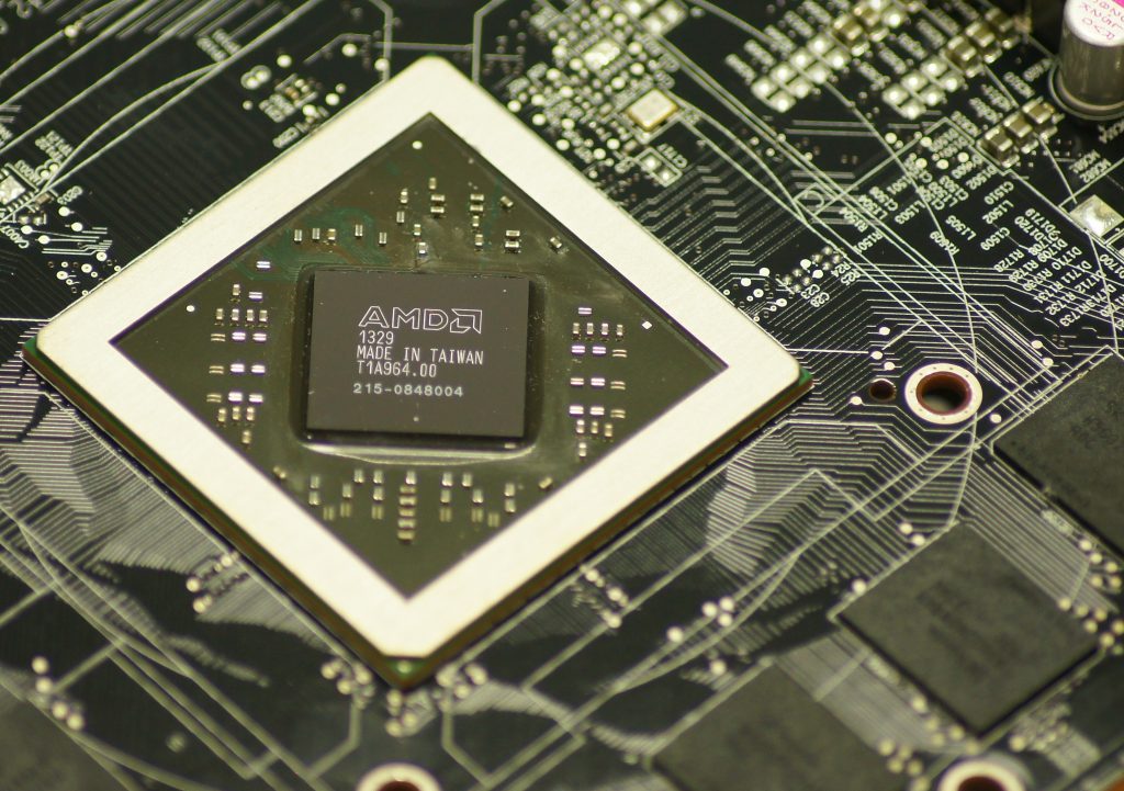 AMD Radeon R9 280X, R9 270X si R7 260X review - WASD