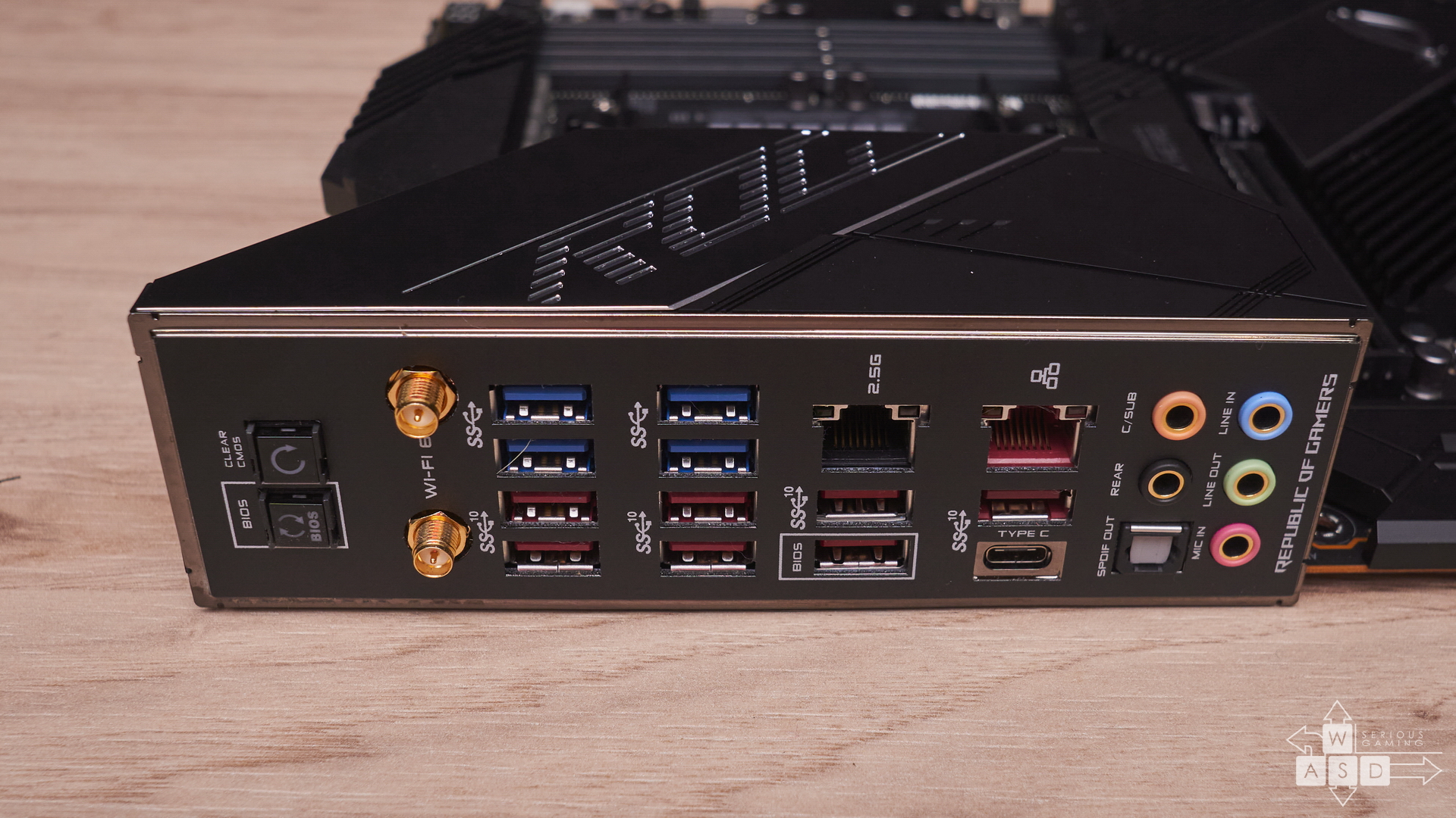 Asus ROG Crosshair VIII Dark Hero review | WASD.ro