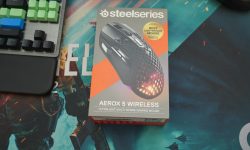 Steelseries Aerox 5 Wireless gaming mouse | WASD