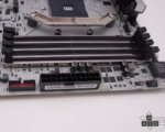 MSI X370 Xpower Gaming Titanium (10/15)