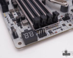 MSI X370 Xpower Gaming Titanium (11/15)